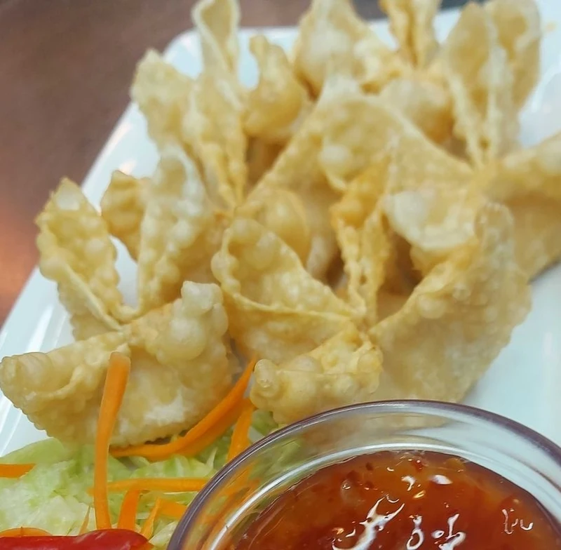 Crab rangoon appetizer at Shaba Thai Cuisine, downtown Winnipeg